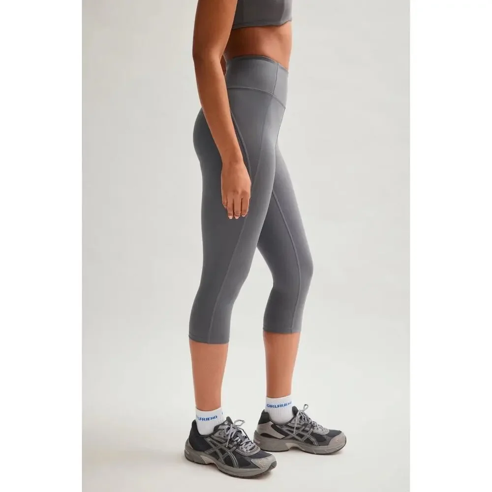 GIRLFRIEND COLLECTIVE Compressive High-Rise Capri Cropped Leggings Gray Size XL